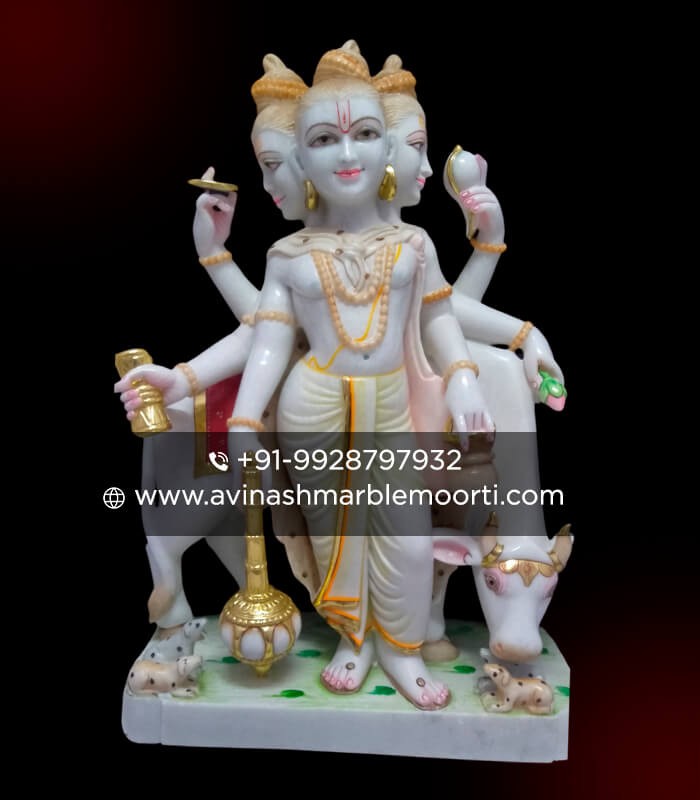Mable Lord Dattatreya Statue